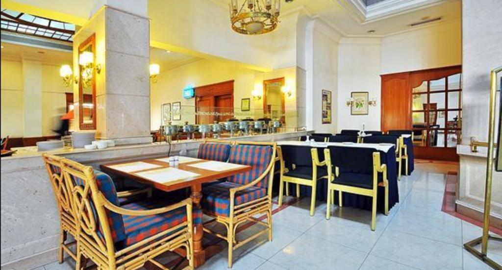 Abad Atrium Ξενοδοχείο Kochi Εξωτερικό φωτογραφία