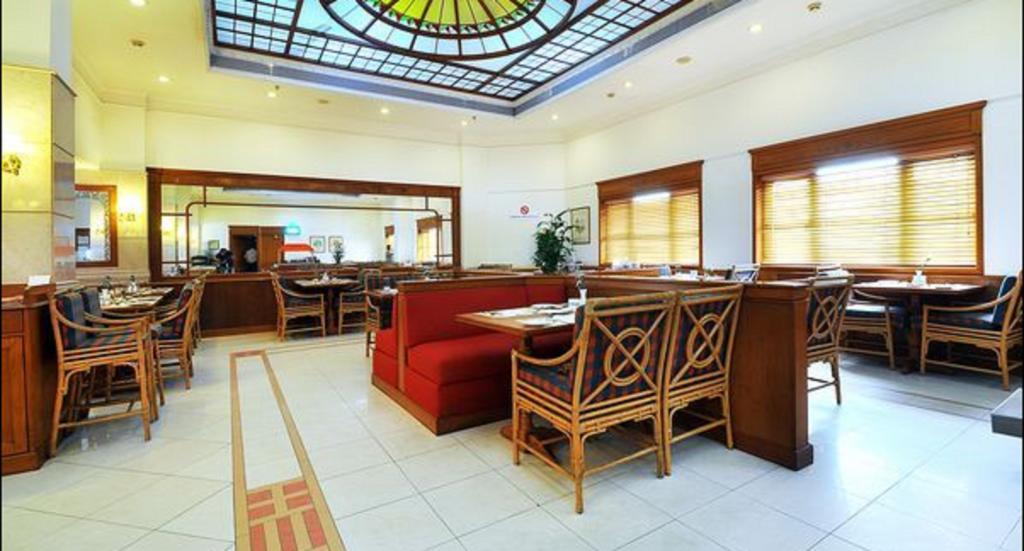 Abad Atrium Ξενοδοχείο Kochi Εξωτερικό φωτογραφία