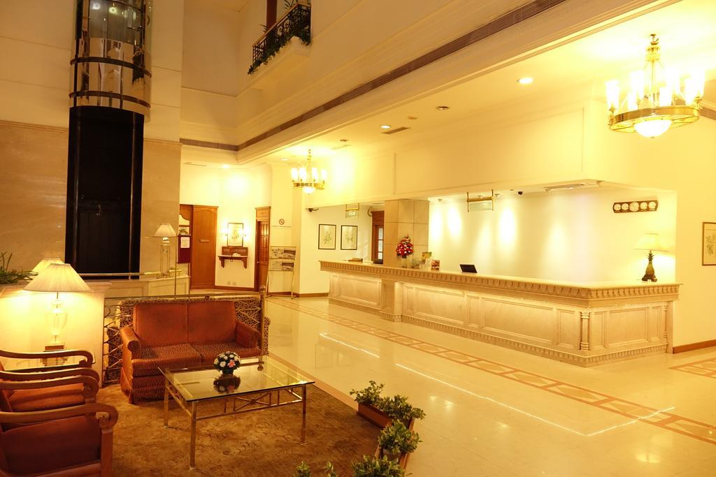Abad Atrium Ξενοδοχείο Kochi Εξωτερικό φωτογραφία
