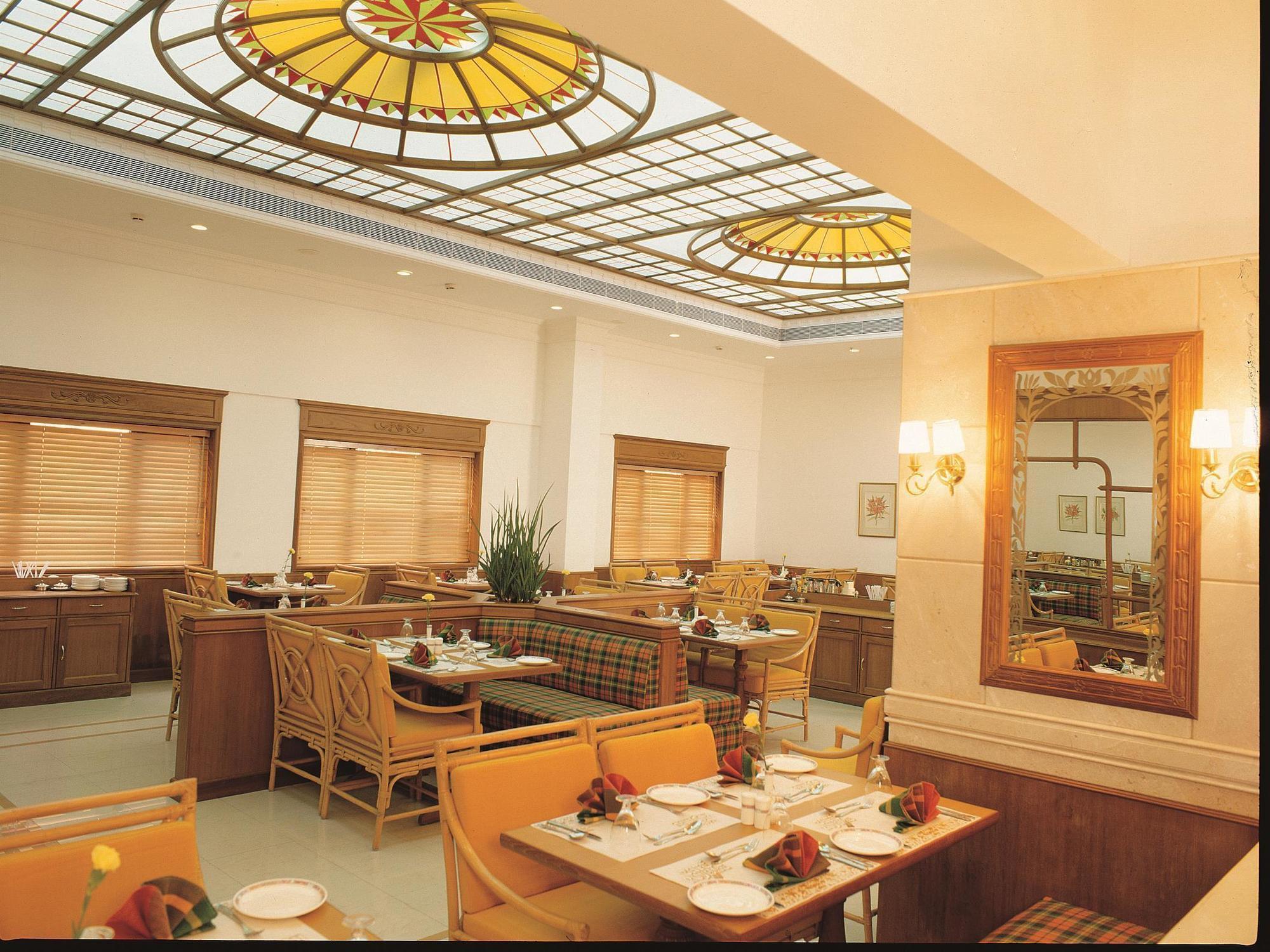 Abad Atrium Ξενοδοχείο Kochi Εξωτερικό φωτογραφία