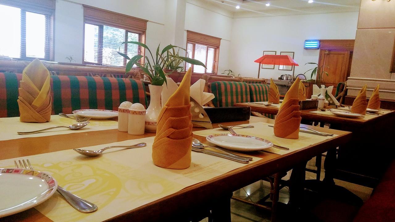 Abad Atrium Ξενοδοχείο Kochi Εξωτερικό φωτογραφία