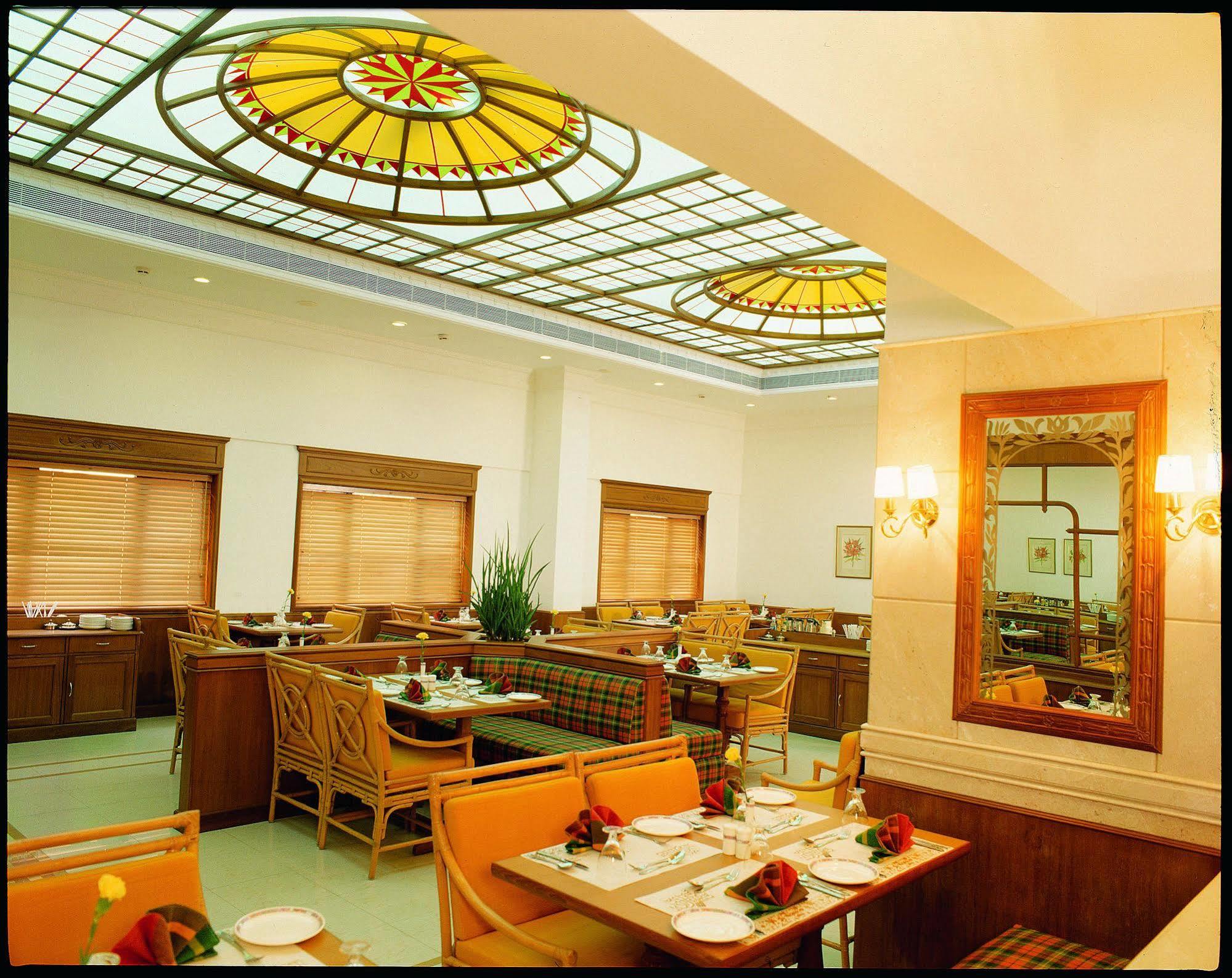 Abad Atrium Ξενοδοχείο Kochi Εξωτερικό φωτογραφία